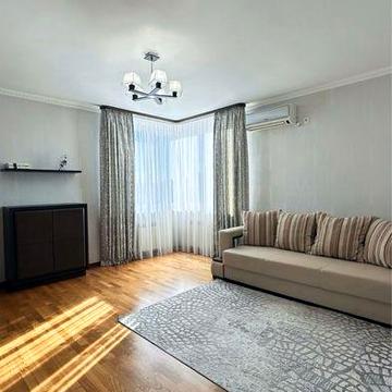 Продам 2х кімнатну квартиру з ремонтом. Троєщина. Поряд ТРЦ Район.