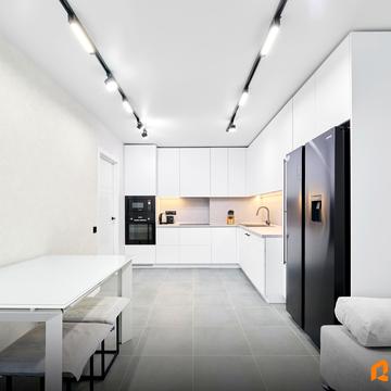 Приміська вул., 22-Б