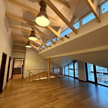 Оренда ексклюзивної 2-х рівневої квартири просп. Чорновола 220 кв.м.