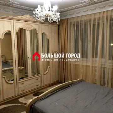 Чарівна вул., 116