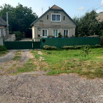 Продам будинок  бiля Миргорода