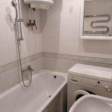 Аренда 2 к кв Комунальный Рынок