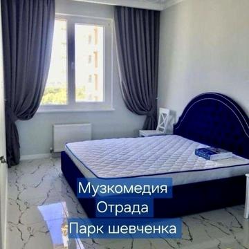 Італійський бульв., 1а