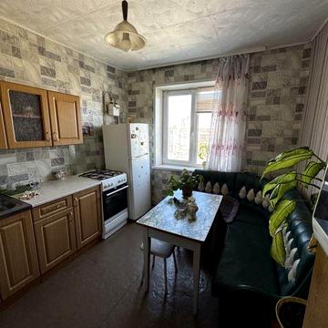 Продам 2-ком.кв Левый берег,1мкрн Варус