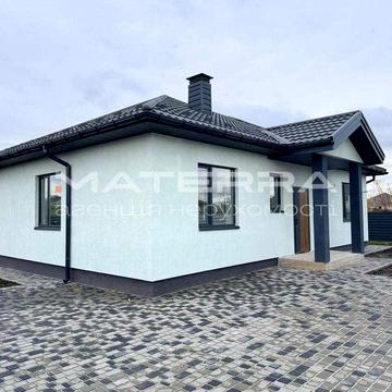 Продаж будинку 94м2+16м2 тераса 5 соток біля UCSA Нове