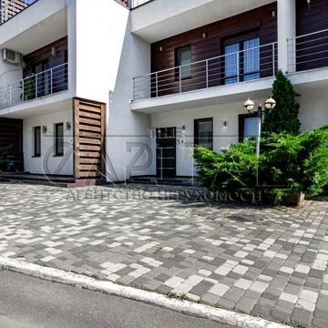 Павла Потоцького вул.