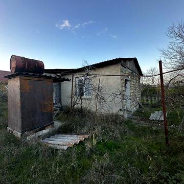 Дача з гарним розташуванням