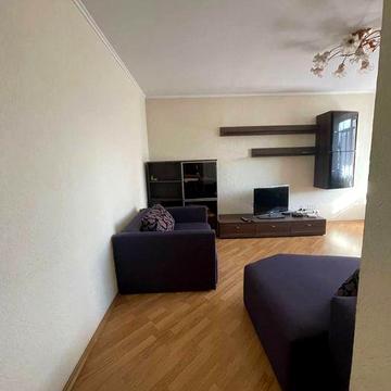 Сдам 3 комнатную на Лукьяновке (собственник)