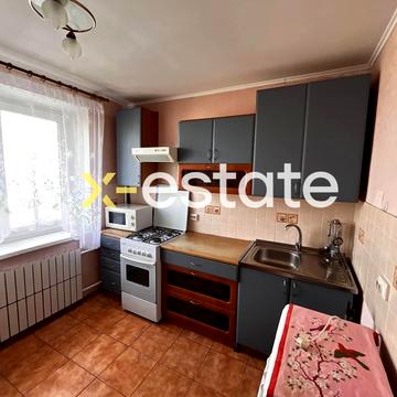 Академіка Курчатова просп., 10