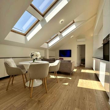 Регенераторна вул., 4