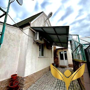 Продаж будинку + земля 30 сот: ставок, баня, колиба - заходь і живи!