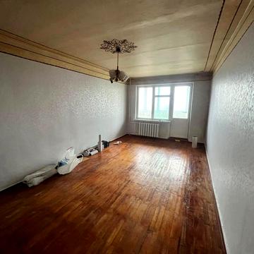 Академіка Янгеля вул., 8