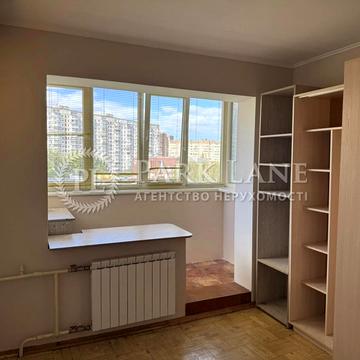 Голосіївська пл., 16