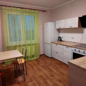 Ясинуватський пров., 11