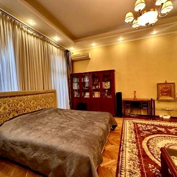 Продаж квартира Борисоглібська,17/1 Поділ Поштова площа