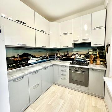 Товариська вул., 37