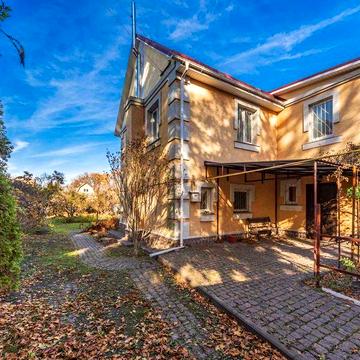 Довгострокова ренда будинку  Осокорки, Нижні Сади