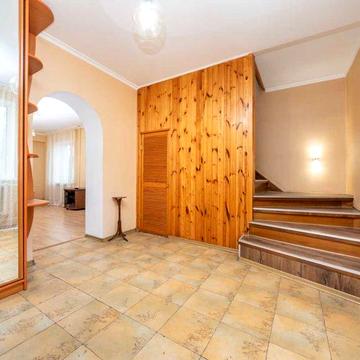 Довгострокова ренда будинку  Осокорки, Нижні Сади