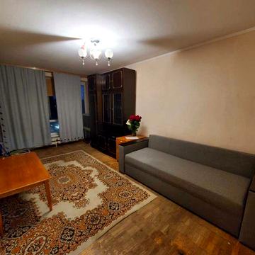 Сдам 1-о комнатную Деснянский р-н. Братиславская 2.