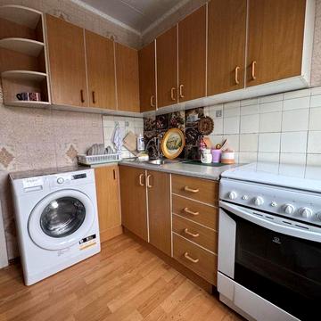 Оренда 2кім. Кв-ри. Пр-кт . Каденюка 15. Дніпровський р-н.