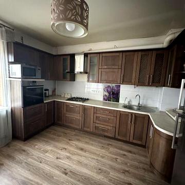 Здам 2 кімнатну квартиру в центрі міста