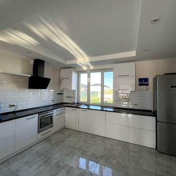 Комфортний ! Мебльованний! Район ГАЗОВИК! Т