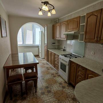 Оренда 3 комн квартири по вул. Гоголя - Кривалiвська