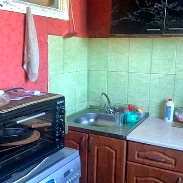 Продам 3-х кімнатну квартиру! Цегла ! Мед .Академія !