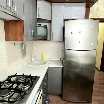 Продається 2-кімнатна квартира  вул. Скрябіна 1