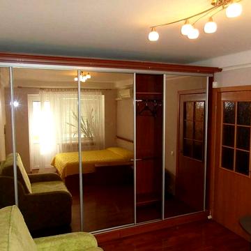 Квартира з меблями, технікою та ремонтом. Севастопольська площа. Без %