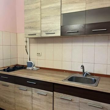 Академіка Єфремова вул. (Командарма Уборевича), 7-А