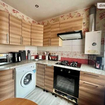 Продаж 1к Квартира Батумська вулиця