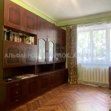 Продається 2к. квартира метро Голосіївська/ Стельмаха 12