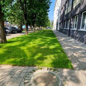 Сергія Мартина вул., 4