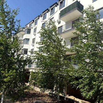 Продам 2х ком квартиру в Новом Сданном Доме