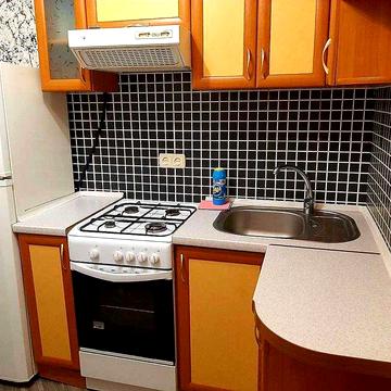 С РЕМОНТОМ! 1 комнатная Сегедская/Говорова/Армейская--парк Победы