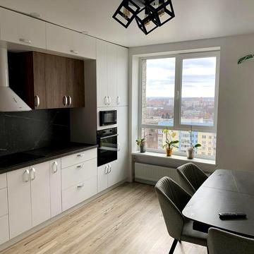 Продається затишна, простора квартира, з неймовірним видом. ЖК Графський