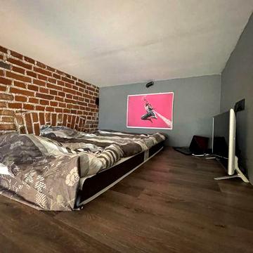 Двух уровневая студия возле  Центрального Рынка