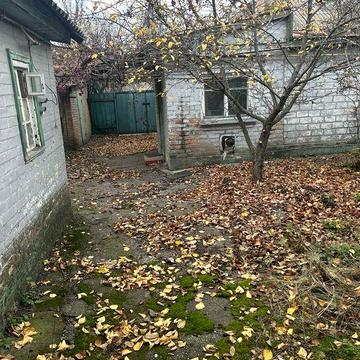 Будинок та ділянка під будівництво, єВідновлення !