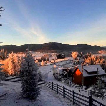 Без%-Шале на Вершині 2 будинки/ChaletOnThePeak| Кривопілля, Верховина