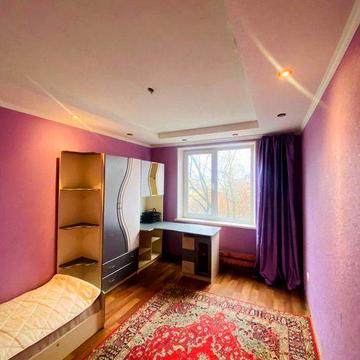 Продам 3х комнатную квартиру на Салтовке Героев Труда ,ул Нескорених !