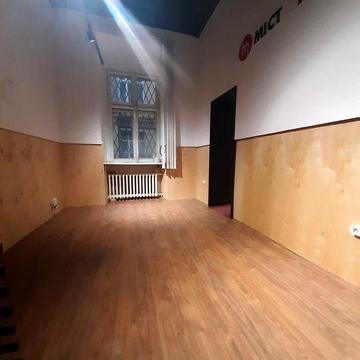 Продаж 3к 42+40, р-н філармонії