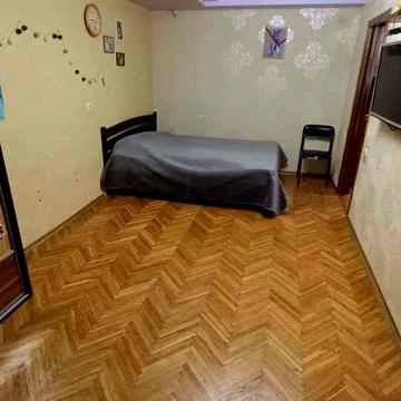 Оренда однокімнатної квартири Сімферопільська 11/Киїі