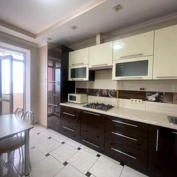 Оренда 2 квартири вул.Антонича (Санта -Барбара )