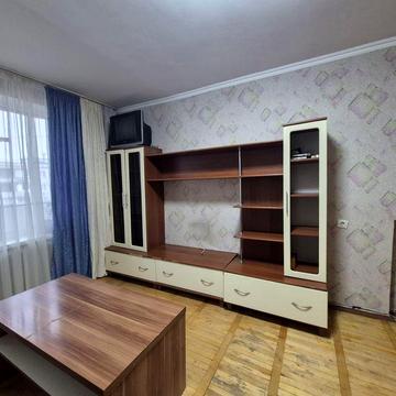 Здам  1-кімнатну 33 м2, вул.Березняківська