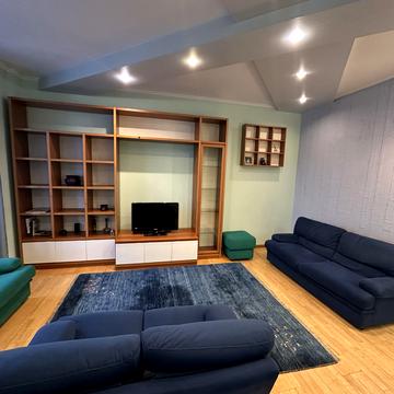 Симона Петлюри вул. (Комінтерну), 7/9