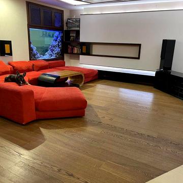 Здам квартиру в самому центрі міста 4 спальні та 2 санвузли