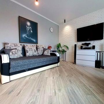 Валерія Лобановського просп. (Червонозоряний), 9/1