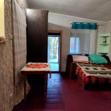 Здаю квартиру/півбудинку