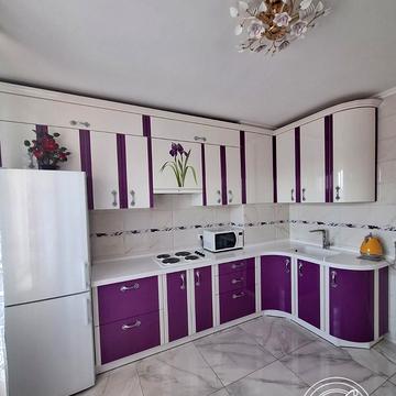 Здолбунівська вул., 13